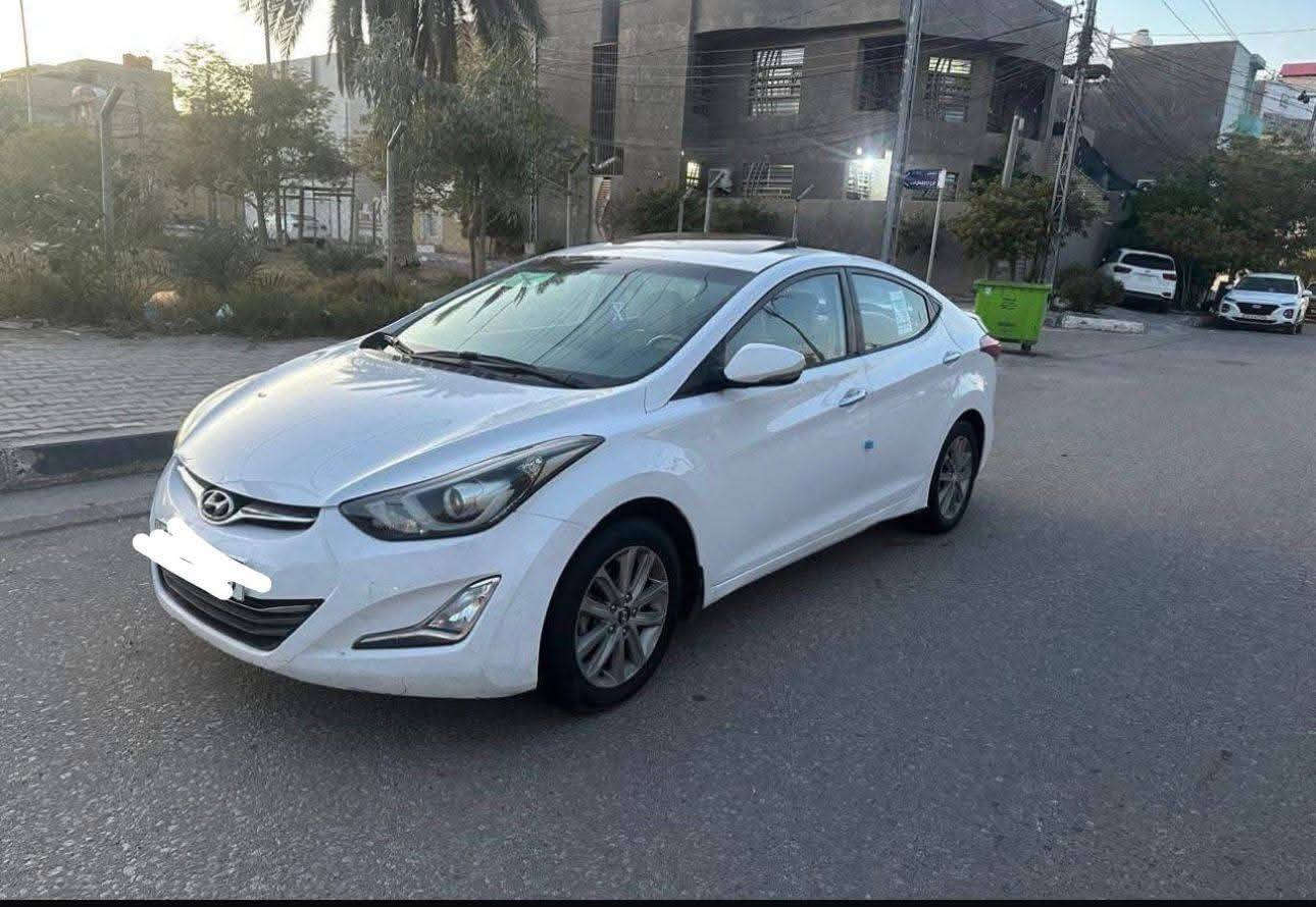 بيع مستعجل السلام عليكم *********** هواندي النتره موديل 2015 السعر (95) خليجيه سياره مكفوله كفاله من عده جاملغ امامي وحافة بنيد وباقي مكفول مواصفات السياره فول 1/1 فتحه بلقماره شاشه كبيرة كامرا خلفيه وحساس تبريد أمامي خلفي تحكم ستيرن جهتين مري شفط أشاير بلمري ويل كب كروم داخل صاج مكينه 1800 دوش مكينه وكير وحداديه تبريد وتخم تايرات بحاله ممتازه جدا جدا رقم  انكليزي تحويل مباشر مكان سيار بغداد زيون
