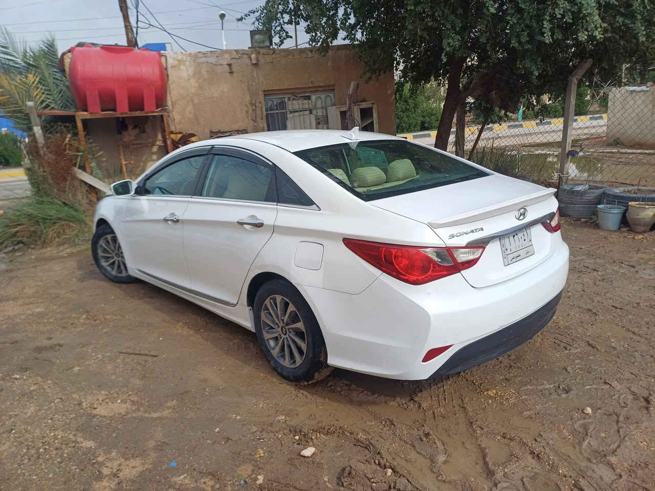 سوناته امريكي موديل ٢٠١٤ رقم بابل دواخل بيجي مكينه ٢٤٠٠ جي دي حادثه شبرين خشم البنيد وبيه قطعتين صبغ مكينه وكير وتبريد وحداديه وتخم تاير كله مكفول مكانه بلحله المركز السعر ١٠٥ وبيه مجال قليل للاستفسار ***********
