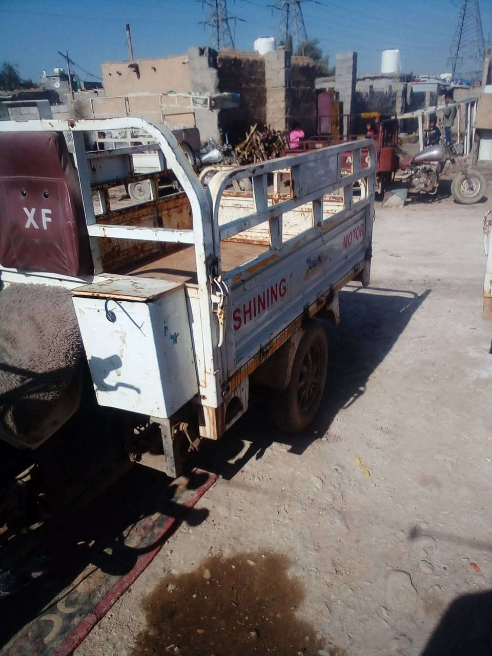 ستوتة للبيع موديل ٢٠٢٠ لبكان ديالي بعقوبة التحرير قرب شارع لحولي انتصال على هاذه رقم  ***********
