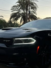 جارجر RT.  موديل 2023 فول مواصفات محرك 5،700 ماشيه شي قليل 6000 سلايت ...