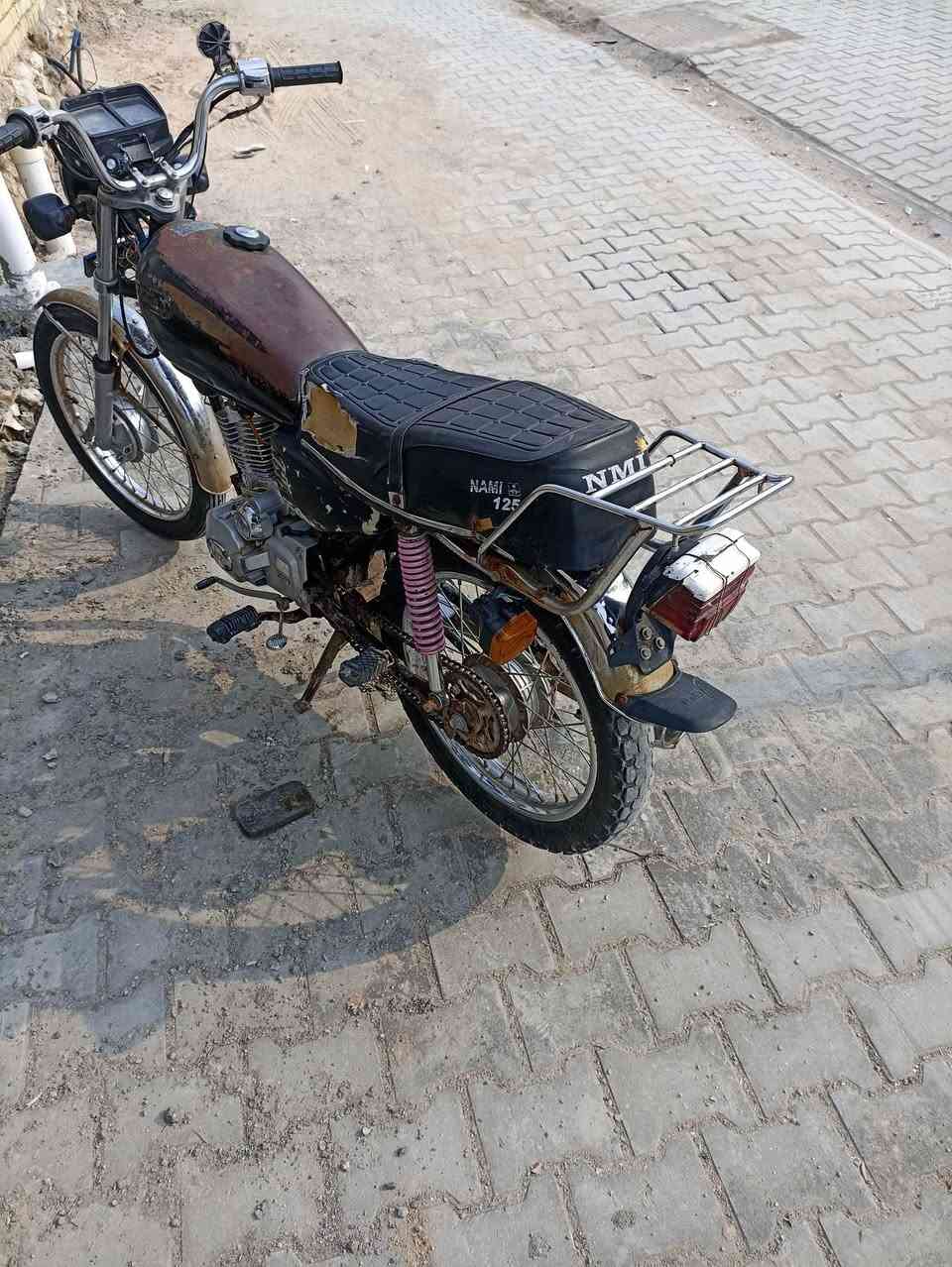 دراجه نامه 2019كلك مكفوله من كلشي مكينه شرط غير مفتوحه سعر 300عنوان الرميثه/***********
