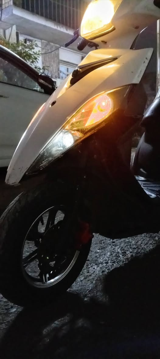سلام عليكم. مراوس بسكنس فحل او بيع ماكس مضلع حديث  حلوه دراجه احله من صور بيه ويل و صلانصه  السعر 650 المكان بغداد البياع رقم ***********

