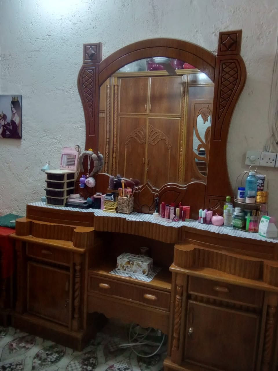 غرفت نوم البيع لستفسار عله رقم *********** غرفه نضيفه مال عرس
