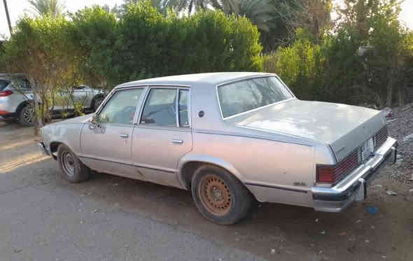 ماليبوا موديل81 رقم مميز6670 انكليزي بسمي السيارة ابلادية نظيفة شغالة مبيهه عطل  اوتماتيك السعر 50 بيع أو امراوس بسيارة حمل ***********
