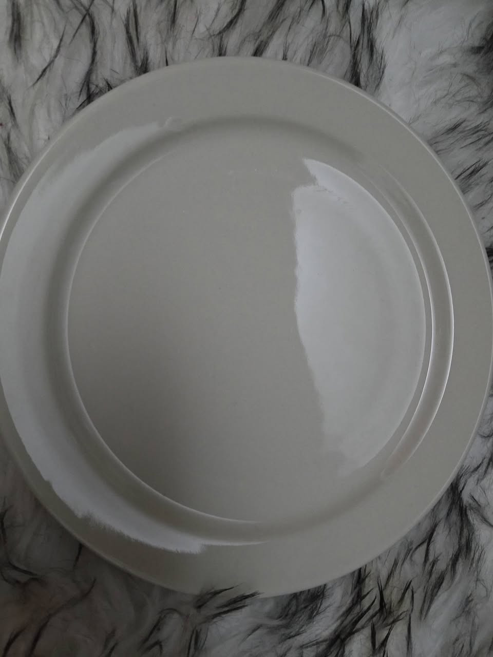 السلام عليكم
يتوفر داخل الشورة


**إذا كنت صاحب هذا الإعلان وتريد حذفه لأي سبب، رجاءا أرسل رسالة إلى الدعم الفني**