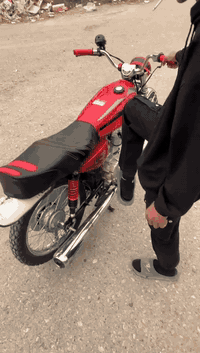 السلام عليكم للبيع او مرواس بتايكر  موديل 24  دراجة رابيدو موديل 25 شاصي نامة أوراق اصولي الدراجة خير من الله نشطة ما بيه اي نقص شلعة ومعدل وقوة السعر 575 وبيه مجال بسيط المكان الخالص دلي عباس للاستفسار *********** ولتوفيق لجميع
