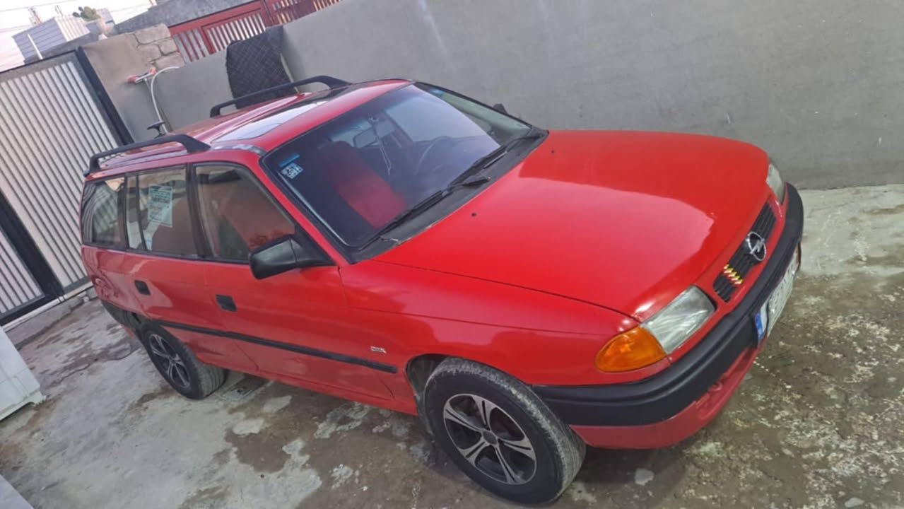 السلام عليكم
اوبل استرة للبيع
موديل 1993
كير و محرك شرط
مكينة 16

تدفئه شغاله
المكان : الموصل المشاهدة

رقم الهاتف اسيا : ***********
رقم الهاتف كورك : ***********
