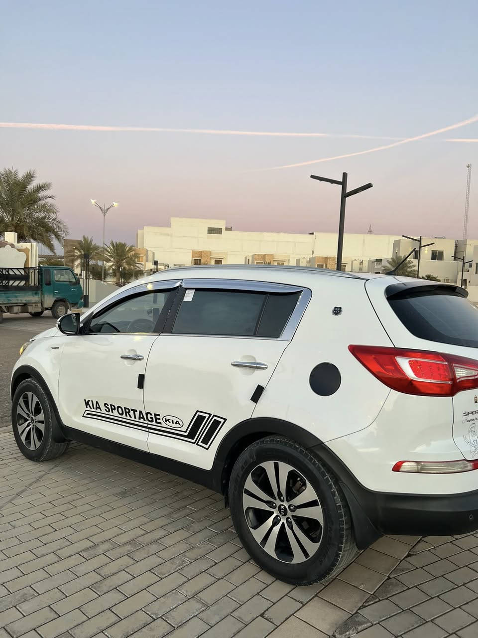 السلام عليكم /الاستفسار ***********
للبيع كيا سبورتج 2011.     العنوان تكريت
فول مواصفات بيها 3 قطع صبغ   السعر 132
بدون دواخل شرط كير ومحرك مامفتوح
السياره خير من الله كلشي بيها شغال رقم سليمانيه السنويه لل 29 شرط التحويل
