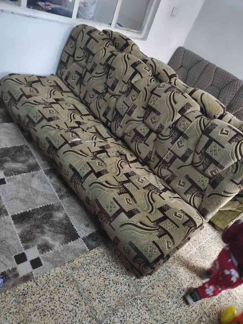 طخم للبيع قطعتين طول مترين وحدة متر مستعمل ب50 وبي مجال سوق النبي يونس
***********
***********
