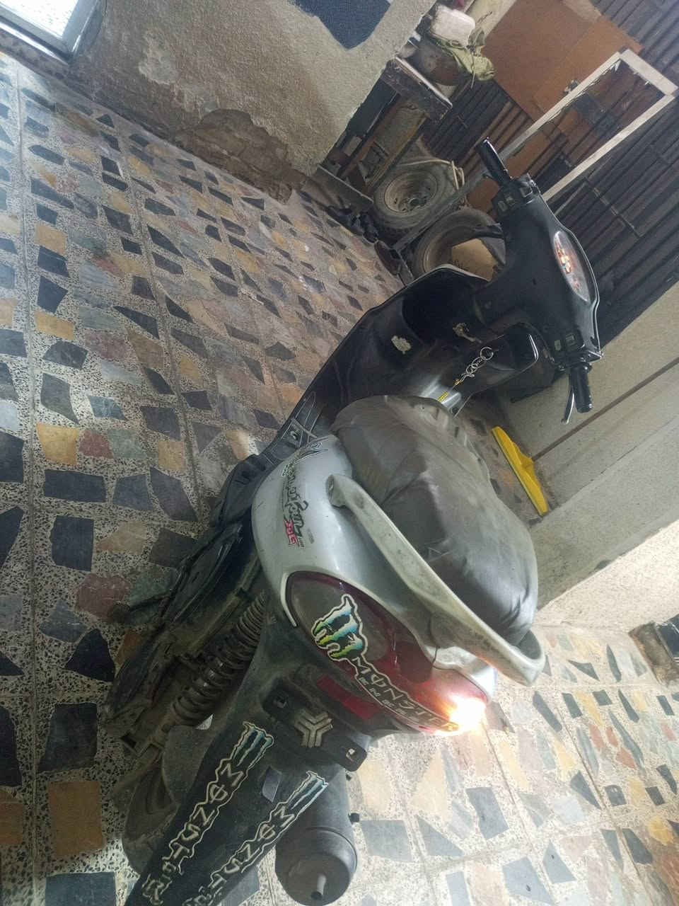 سلام عليكم دراجه قجمه
دراجه خير من الله لاتصال ‏‪0770 600 3767‬‏
