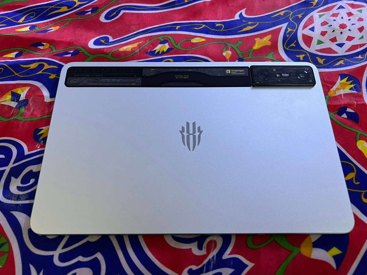 ايباد ريد مجك هاذه شوفتك عينك جهاز نضافه ١٠٠بل١٠٠ جهاز صار ٢٥ يوم من ماخذه قيمه بما يرضي الله واتساب ***********
