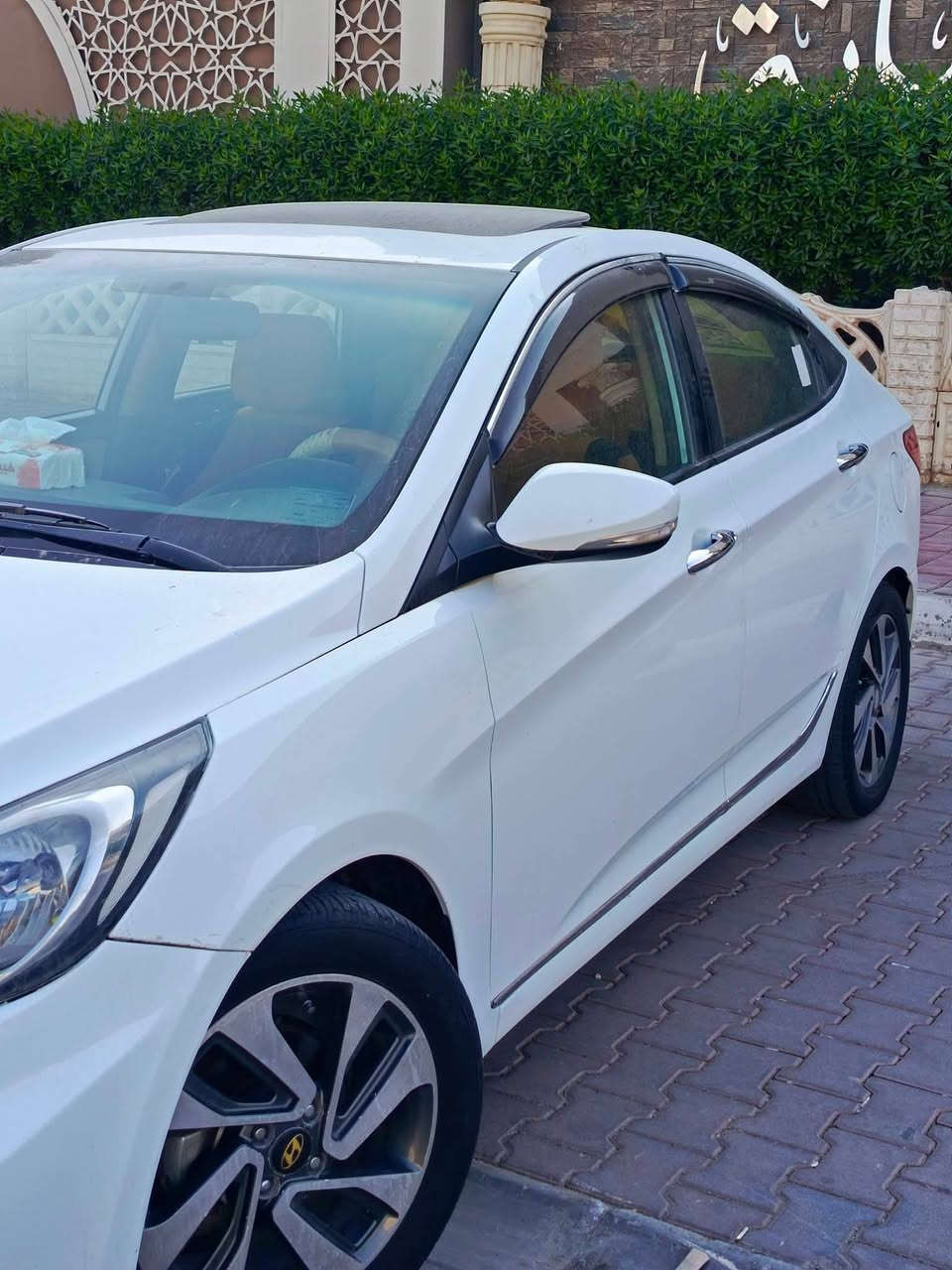 اكسنت موديل 
سياره مكفوله بيهه فقط الجاملغ الامامي بارد صغيره خليجي السياره بسمي سنويه جديده محرك 1600 دبل قطره  تخم تاير صدر جديد تبريد ثلج سياره جاهزه ع اخر حبايه مكاني المدائن  السعر.112 بيها مجال 

الرقم ***********
