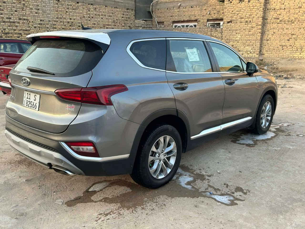 السلام عليكم
سنتافيه موديل 19 بغداد نكليزي تحويل شرط 
مكينه وكير وتبريد وحداديه لوك.   
اربعه سلندر. 5راكب.  
مراوس يرهم.  مكاني ناصريه 
ملاحظه بيها اربع قطع باب وتكمه اليمنه مصلحه وبنيد وجاملغ.   تجي وتكلب وتفحص سونار. 
السعر 150 بيها مجال 
***********
