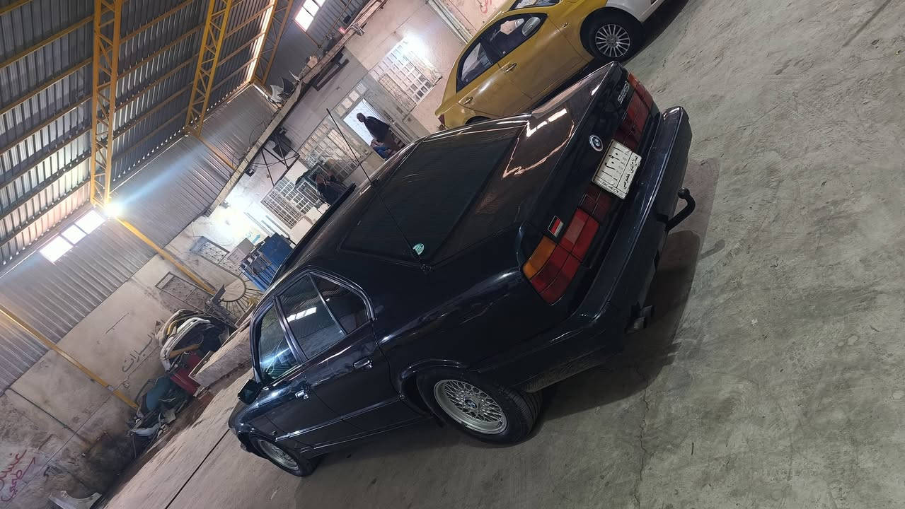 السلام عليكم PM للبيع 525 بليتا سنوية موديل 1993 السيارة مكفولة بدون ضربة وبدون حادث السعر 65 وبيها مجال العنوان موصل الشجراي يتصل علا هاذة الرقم *********** رقم الكورك ***********
