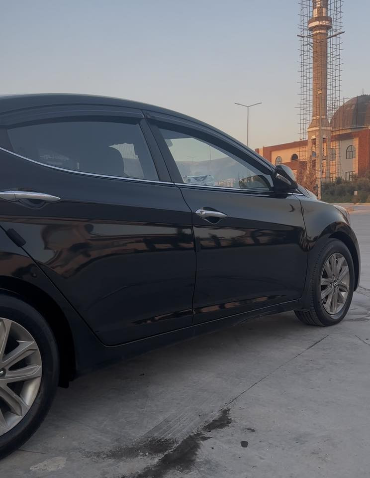 السلام عليكم
النترا2014 مواصفات خليجي
شاشة
كاميرا
تبريد مركزي
Mode:eco,normal,
automatic,Manual 
 حادث السيارة: قطعتين والنصف بدون ایرباک
محرك1.8دوش16v
ماشیة 168000km
السعر:120$
مکان السیارة : السلیمانیة
0770 241 0483
