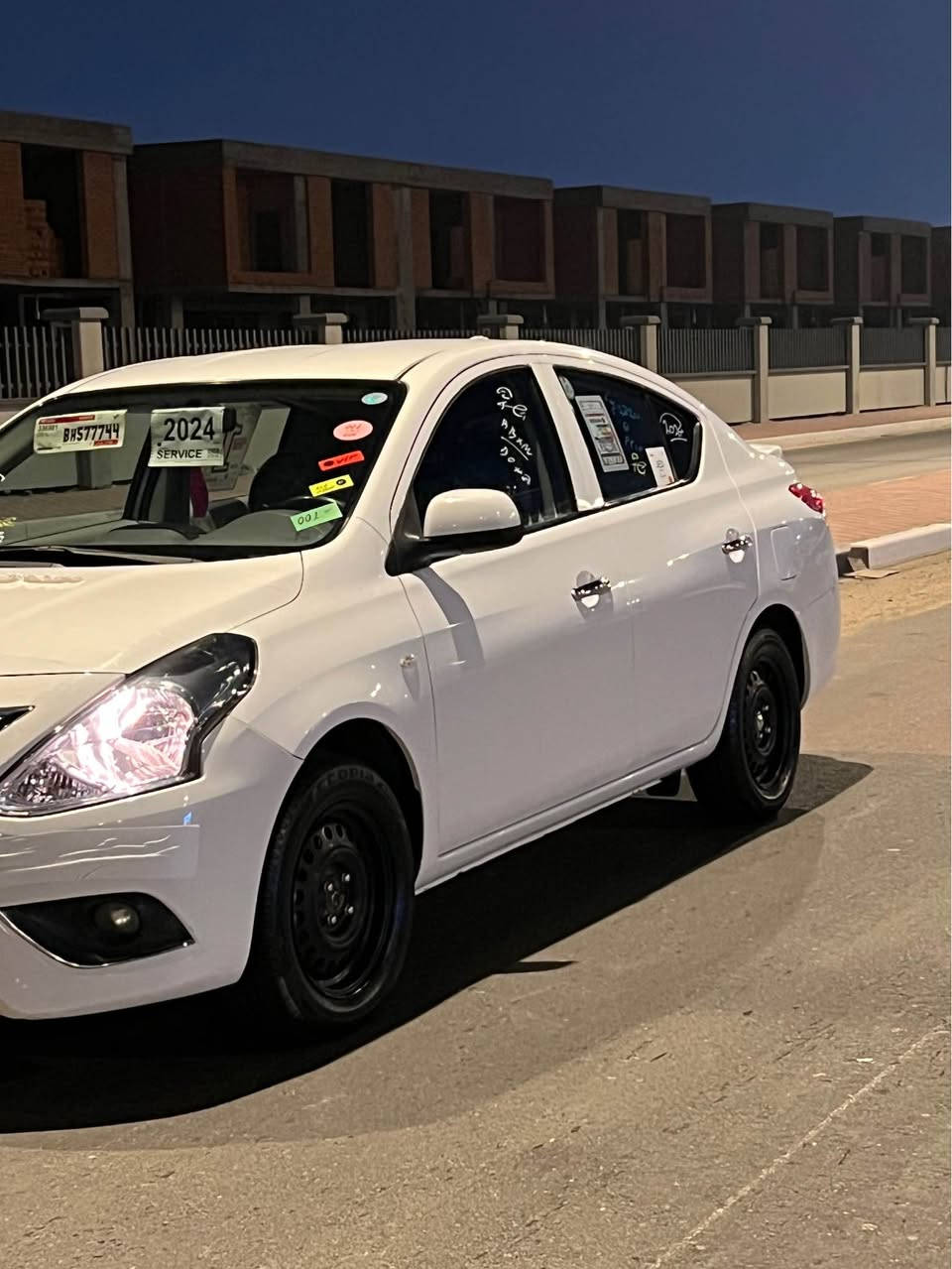 السلام عليكم نيسان صني مديل 2024 هندي ام لبليته زركه شباك جديد سياره كفاله عامه من البارد ومن صبغ ومن تبديل كلش جديده سياره بيهه طخه كلش بصيطيه. بلجاملغ وباقي كفاله عامه رقم اربيل  سنويه ال2029 بسم شركة تريد وكاله تريد تحويل مدوشمه عام ارضيه وكشنات وصندوق سياره تراي  يخبل سعرهه 127 مكاني بصره القبله رقمي *********** البصرة, العراق
