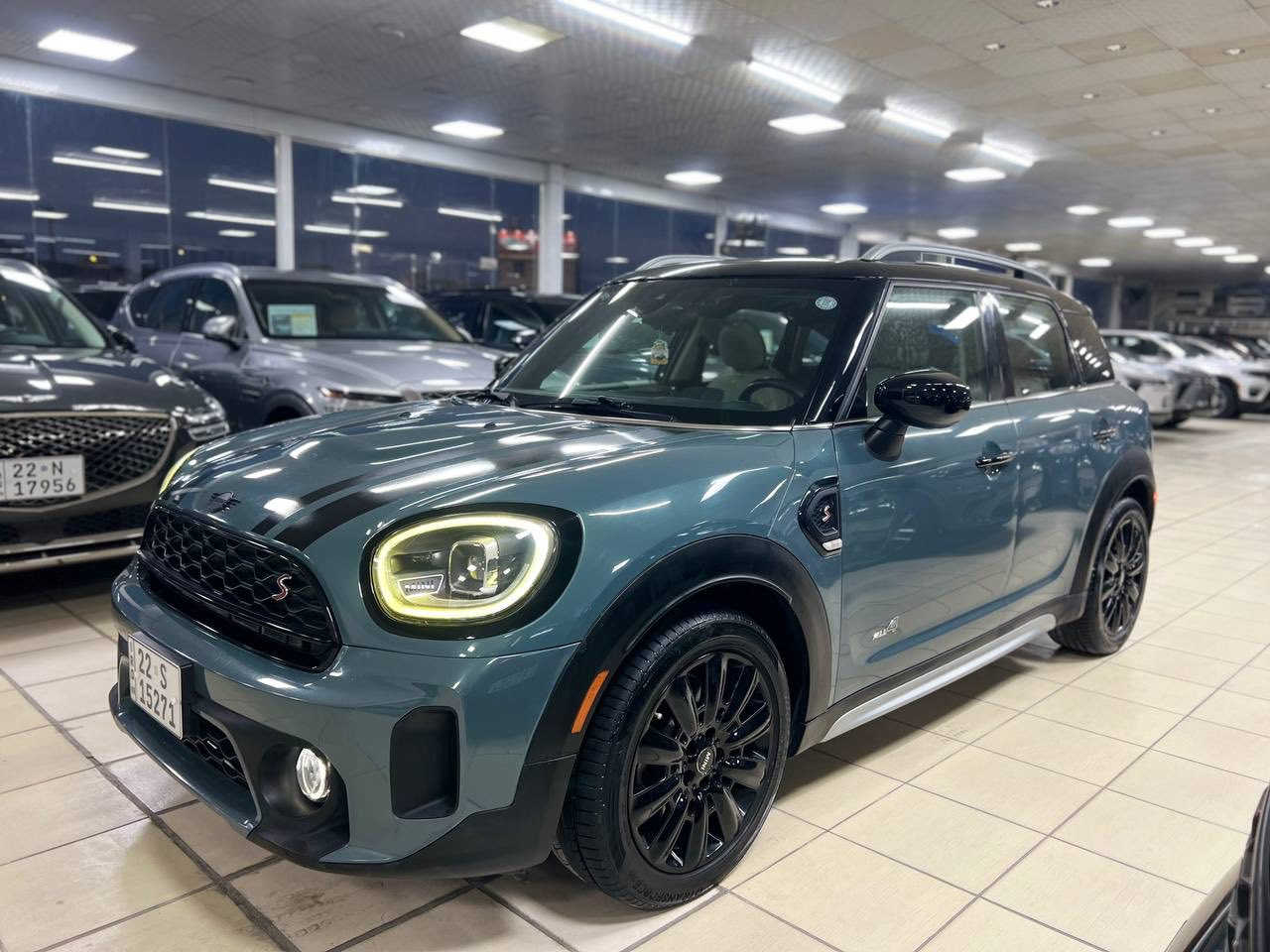 السلام عليكم ورحمة الله وبركاته. 
#معرض_ابن_شعبان_لتجارة_السيارات. 

————————————————————————
✅اسم السيارة : مني كوبر COUNTRYMAN ALL4
✅الفئة : S
✅الموديل :2022
✅عداد المسافة : 48  الف ميل
✅رقم السيارة : اربيل  تحويل ملكية او وكالة 
✅السعر :  200 ورقة 
✅الضرر : البنيد + الدعاميه الامامية
✅الايرباكات : بدون ضرر ايرباك

————————————————————————
🔻1-حجم المحرك 4 سلندر 2000 تيربو 
🔻2-عداد المسافة 48 الف ميل 
🔻3-بصمة باب و بصمة تشغيل 
🔻4-ويل كب حجم 18 مع طقم تاير 🔻بحالة ممتازة 
🔻5- لايتات زينون عالي ناصي اصل 
🔻6-كشافات دعاميه زينون 
🔻7- رادار جانبي 
🔻8- حساسات خلفية اصل 
🔻9-مرايا جانبية كهرباء شفط
🔻10- جنطة كهرباء شفط 
🔻11- فتحة سقف بانوراما 
🔻12- غرفة السيارة جلد بيجي
🔻13-ذاكرة خزن ميموري لمقعد السائق
🔻14- تحكم كهربائي لمقاعد المقدمه
🔻15- عارضة بيانات على الجامة 🔻الامامية
🔻16- وضعيات متعددة للقيادة 
🔻17-الكراسي الامامية  تدفئة
🔻18-رادار امامي مانع للتصادم 
🔻19- تحكم ستيرن جهتين متكامل 
🔻20- شاشة كبيرة الحجم للتحكم بكافة الايعازات

🔅وباقي الموصفات المعروفة🔅
 
🔵السعر المطلوب  200 ورقة🔵
—————————————————
‏*********** ‏ 📞المبيعات. 
***********📞المزادات. 
***********٣📞الادوات. 

🔴العنوان:النجف الاشرف-
🔴المدينة المائية-
🔴مقابيل حي الجامعة-
🔴مجاور كافية الزاويه-
