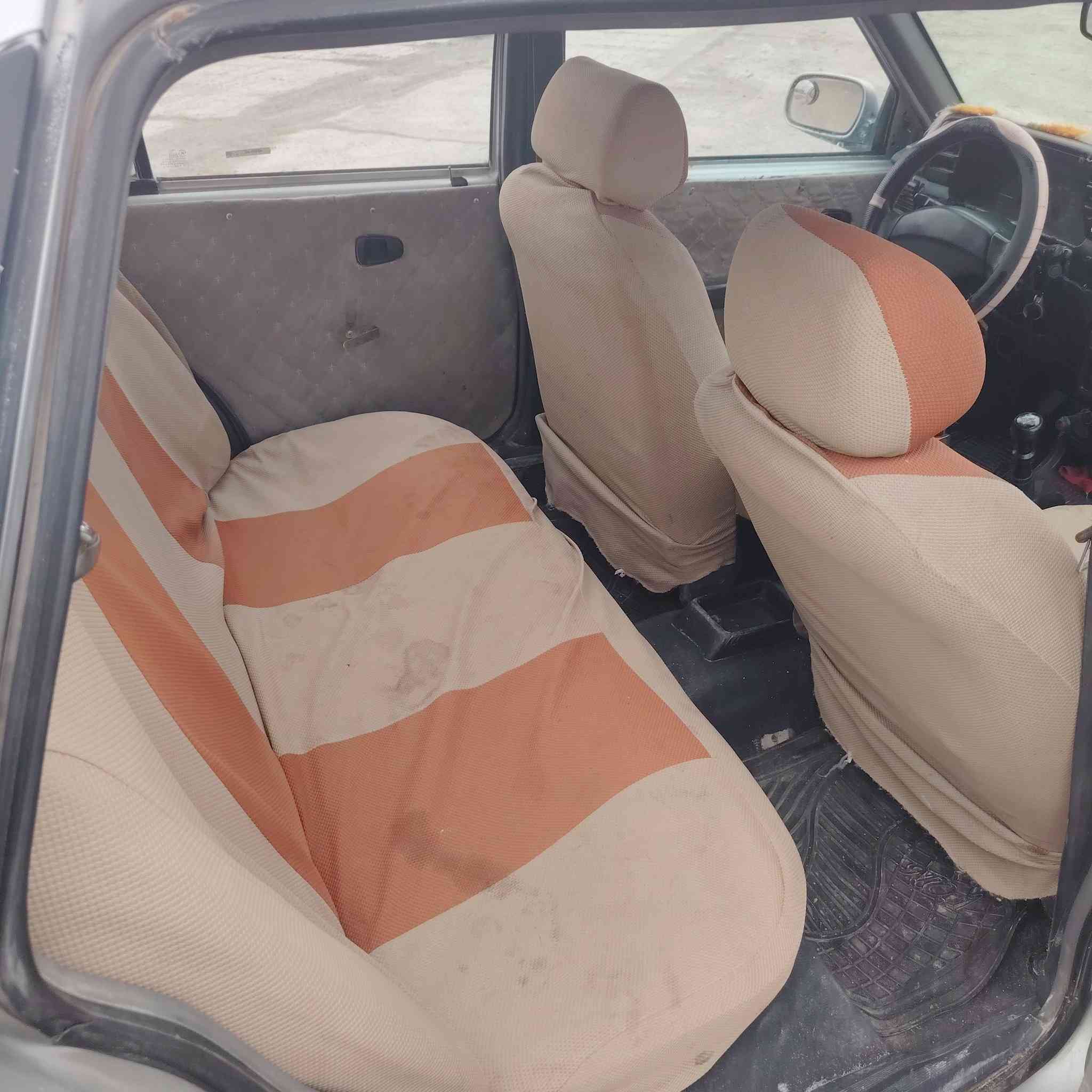 السلام عليكم سياره دايو موديل 93 دفتر بنزين السنويه عظم عاج 18 وبيها مجال هذا رقمي ***********
