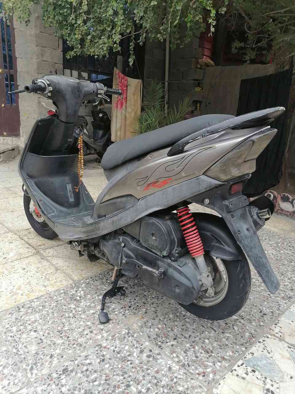 السلام عليكم دراجه ماكس عدل مكينه لا تبخير ولا تنقيص كهربايات كلهه شغاله سلف هندر شلعه معدل تايرات جدد مكاني بغداد حي النصر السعر 550
***********
