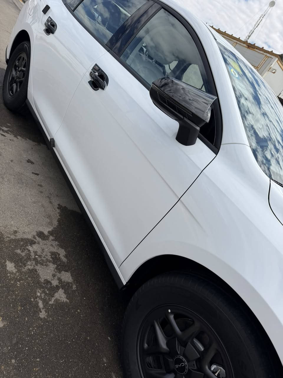 ‏سلام عليكم سيارة نظيفة أختي الزيرو 2025 ماشية 3000  // *********** ￼ المكان بغداد
