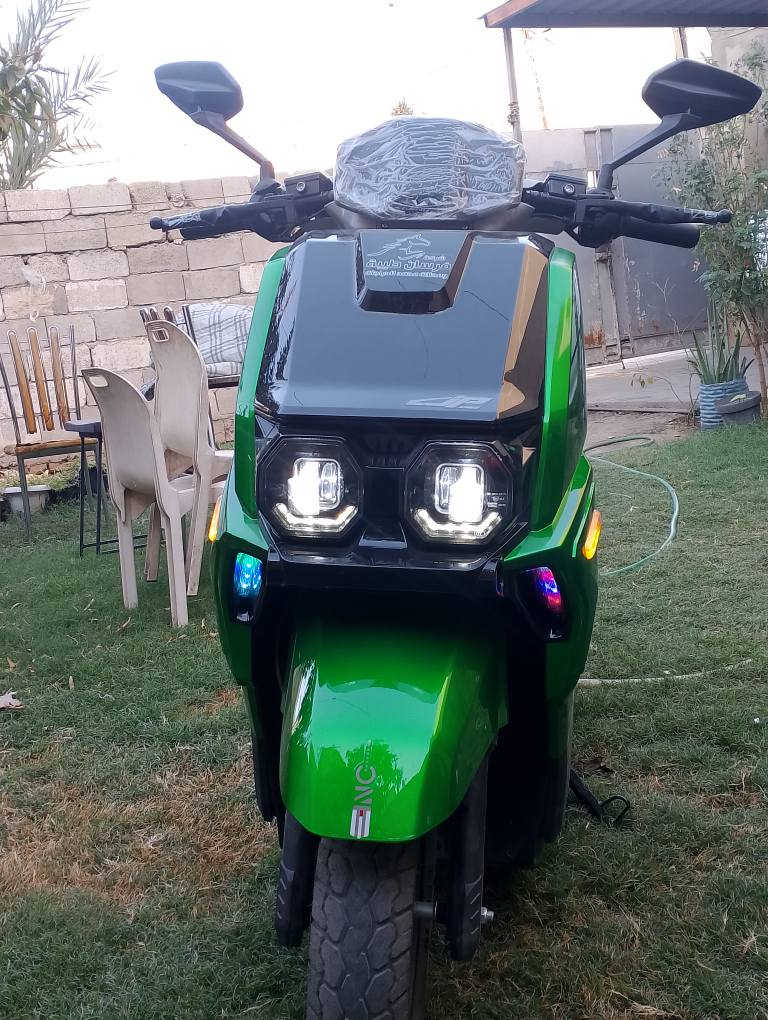 السلام عليكم دراجة ماتركس موديل 25 
2تشغيل عن بعد 3زنون عالي ناصي 4 نضام البريك امامي خلفي دهن 5 نضام قاطع الدورة 6 شاشة حجم كبير وليس الصغير 7 اللون اخضر لماعي مطعم باسود 8 بطاريات 6 كبار ونضيفات مفحوصات 9 دبلات ناعمة 10 نضام التشغيل بالكرت 11 مستعملة ثلاثة اشهر السعر المطلوب 700 واسف عل الاطالة المكان بغداد التواصل ***********
🟢المواصفات 1نضام الرجوع بغداد, العراق
