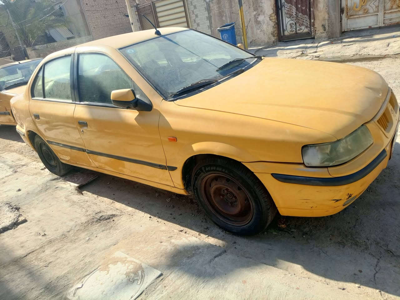سلام عليكم سمند 11 سياره جاهز مكينه كير مكفولات تحويل ثاني يوم السعر 25وبيه مجال ***********
