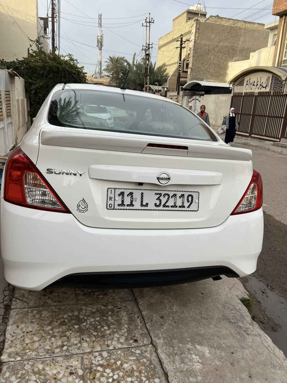 سلام عليكم نيسان سني لبيع موديل 2024 ماشيه18 الف السعر 125لاستفسار ***********
