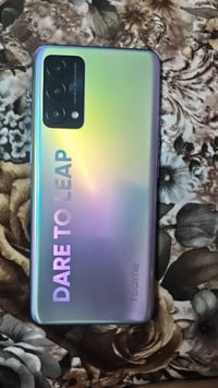 ريلمي Q3 برو • هواوي Y9