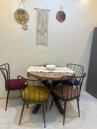 نظيف • خشب ثقيل • شراي خاص