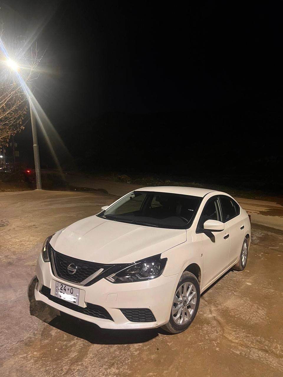 نسان سينترا ٢٠٢٤  خليجي كلين 
كير و محرك ب شرط 
سيارة بدون صبخ    بيها طخة بل دوسة  جهة نفر 
 سيارة  جديد بعد يجي ريحة  شريكة  
سعرها ١٣٨ و بيها مجال بسيط   
ماشية ٢٧ الف  بعد صفر 
مكان سيارة دهوك 
*********** whatsapp دهوك, العراق
