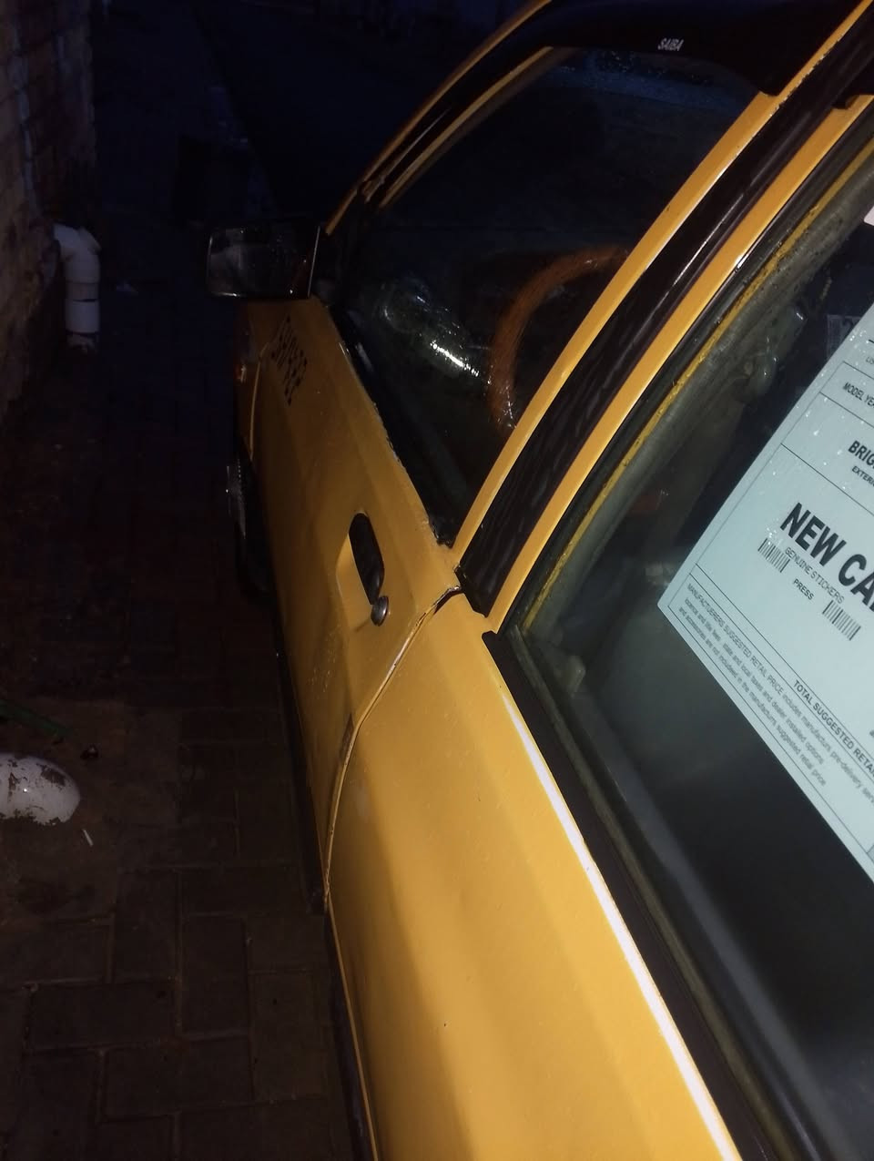 سلام عليكم سايبه دمعه سياره جاهزه عل اخر حبايه كهربايات تبريد رقم انكليزي هيئه  وغرامات مصفره سياره جاهزه عل اخر حبايه فدوه لا تواعد اذا مو شراي مكاني الحمزه الشرقي هاذا رقمي ***********
