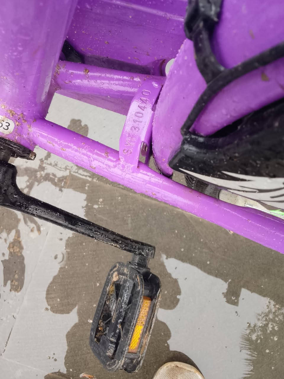 سلام عليكم اخوان بايسكل للبيع حجم ٢٦
الي يريده يرسالني خاص ***********
