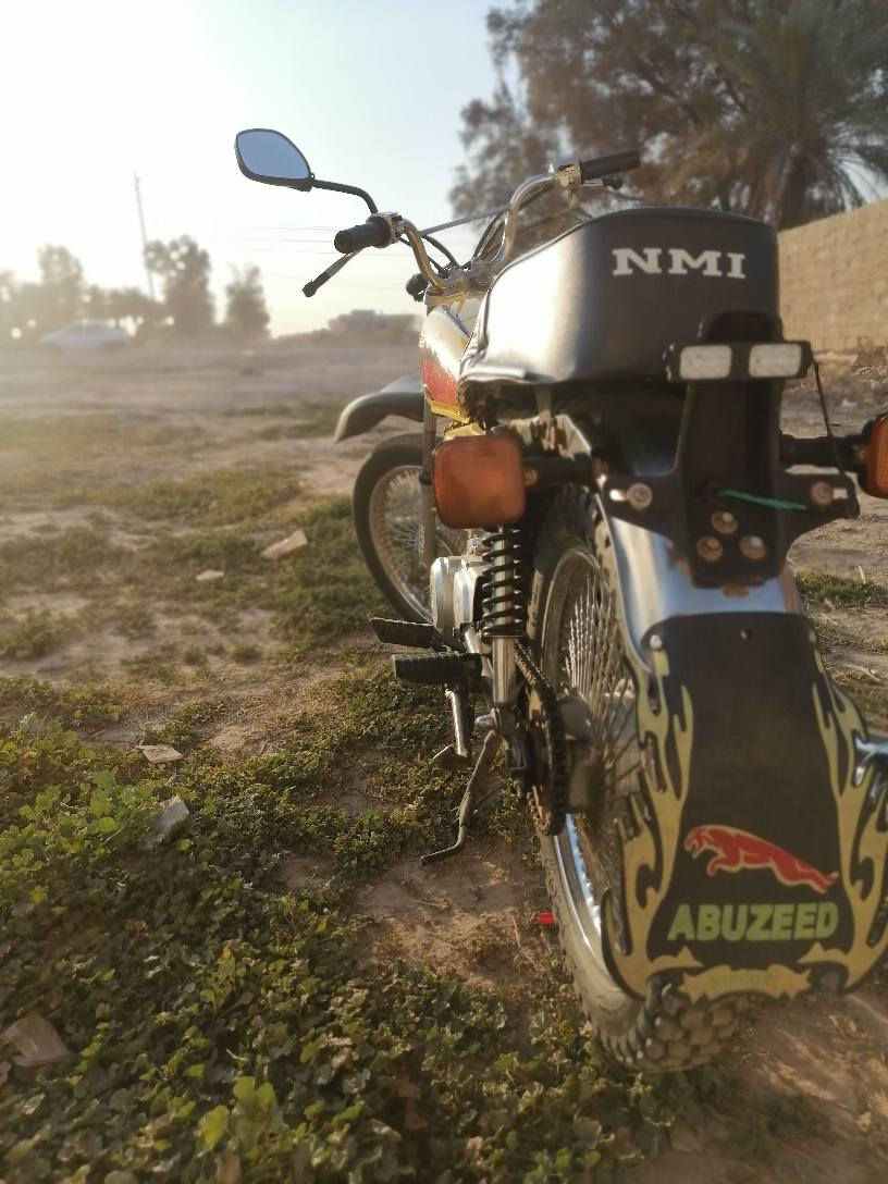 السلام عليكم دراجه تايگر ايراني اربعه گير موديل 23 اوراق كامله الأصليه  محرك نظيف وناعم ولفات بي ام تحوير تفصل بيها شگد متريد السعر 400 وبيها مجال مكان بغداد القرية النفطيه
*********** بغداد, العراق
