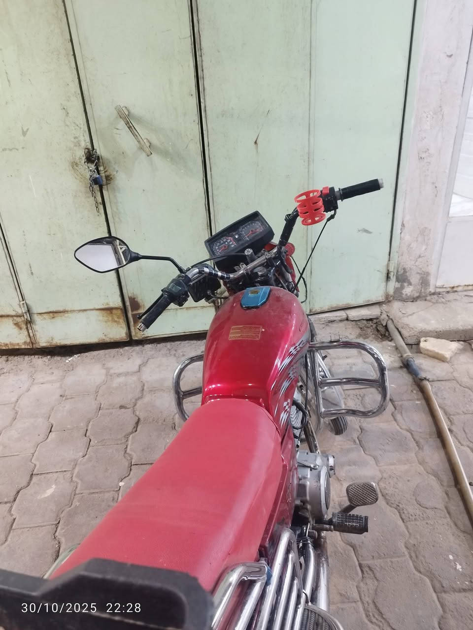 فيوم للبيع اصولي 350 وبيهه مال مجال
***********
