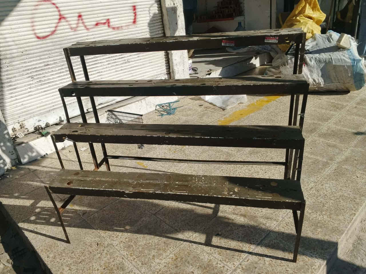 السعر ٣٠الف وبي مجال ***********
