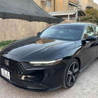 للبيع هوندا اكورد ٢٠٢٤ حادثه موظح بالصور بااسمي رقم مميز  بدون دواخل ص...