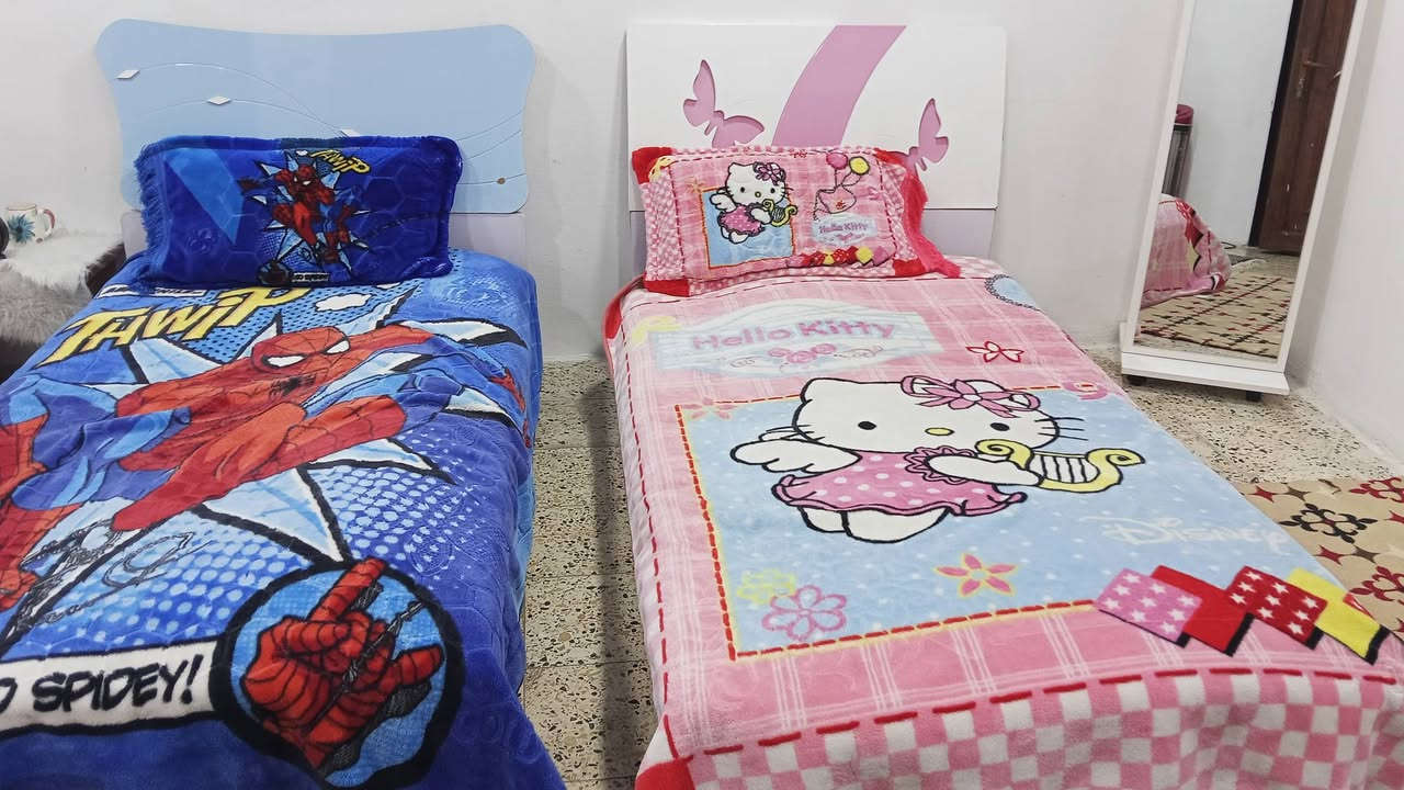 السلام عليكم للبيع غرفة نوم اطفال السعر 275 العنوان بعقوبة التحرير مقابل ماريا مول  او مجاور منفذ إسطنبول للاتصال ***********
