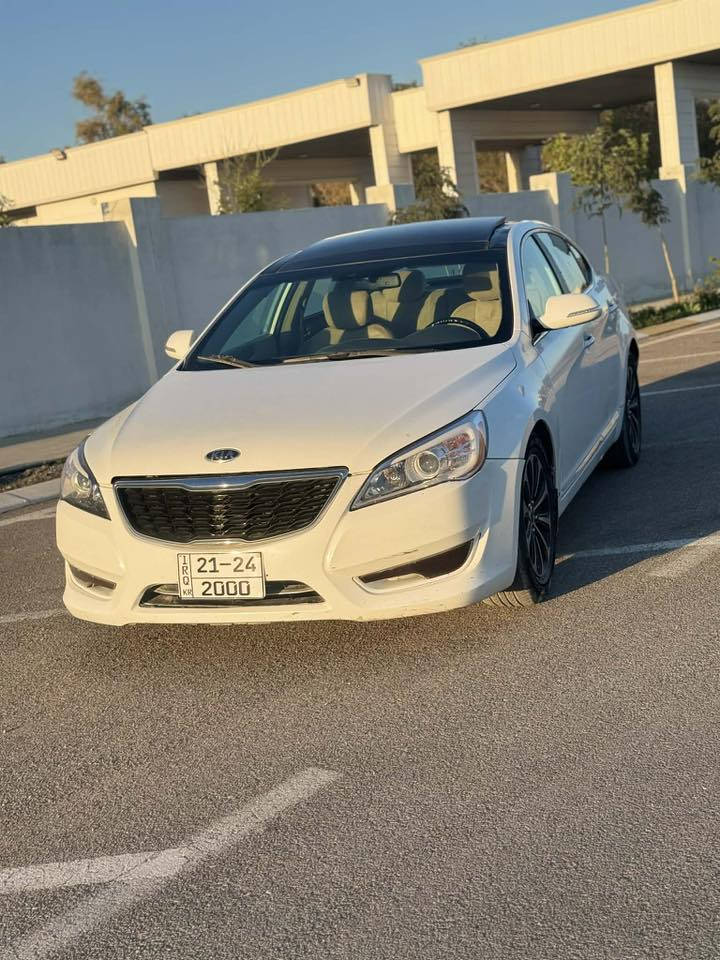 بەناوی خوای گەورە
کاتێنزای ٢٠١٢
ساق ساق ساق
پانۆراما  
 کامیرەو حاسەو شاشەیە
تەبریت ساردو گەرم 
 ٣ پارچەی بۆیاخە 
٢٥٠مەسرەفی نیە
تەبریت مەرکەزی
وەشەرت گێڕو مەکینە
تابڵێی شتێکی جوانە
K.m 200 رۆیشتوە
ئەگەر موشتەری نیت  سەری خۆمو خۆشت  مەیەشێنە  هەمو شتێکم نوسیە

شوێن /کەلار. 
ژ.م/ ***********
