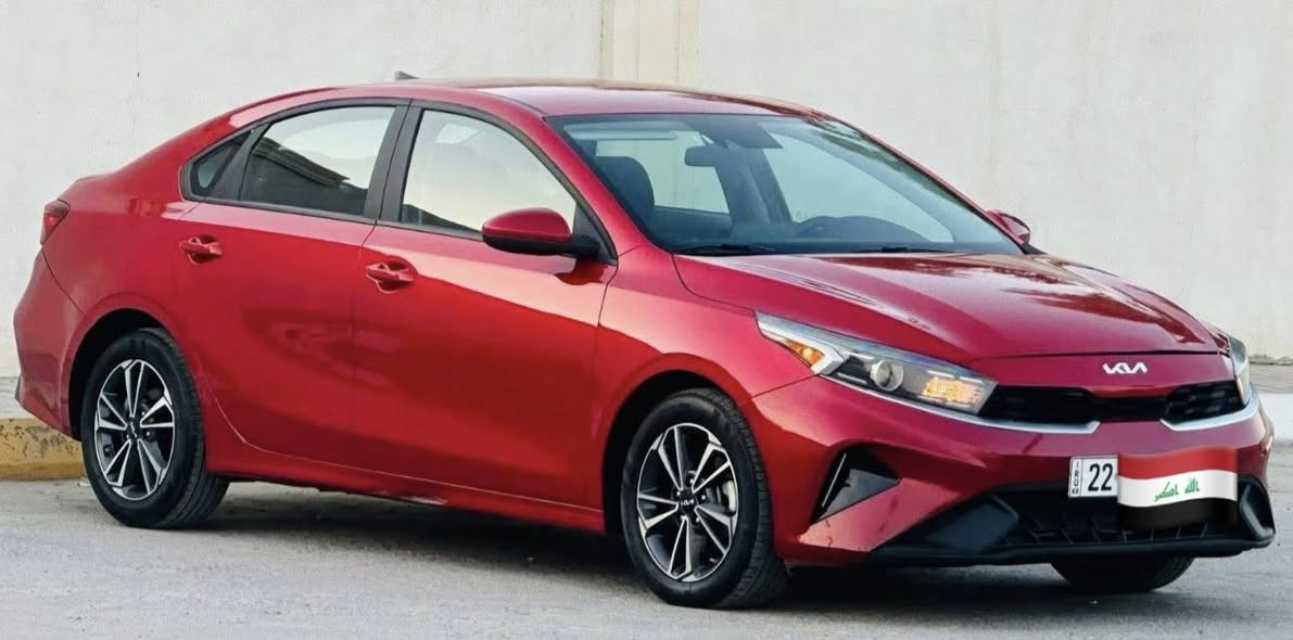 سعر السياره ⚠️:158
رقم الهاتف:***********
🚗🚗
👈🏻السلام عليكم للبيع 
كيا فورتي 
موديل:2024
رقم اربيل 
رقم والهزه جديده سياره باسمي تحويل أو وكال مضمون 
السياره بدون أي دواخل
حادث السياره موضح بلصور منشور 
جاملغ والباب مبدلات والباب الخلفي مصلح نفسه والجاملغ الخلفي بي طعجه مصلحه نفسها عل كدها 
السياره بدون ايرباك 
ماشيه:32
بعدها على وضع الشركه
 السياره جديده 
بدون أي شخطه أو طعجه كلش حلوه السياره 
مواصفات نص فول المعروفه 
محرك 2000 دوش
رادارات امامي وخلفي
شاشه كأمره ويل كب
تحديد مسار 
بچم السياره الأمامي والخلفي كبس
السياره حيل جديده تجي وتشوف بعينك 
+تخم كاعايات كامل ربل مع الصندوق 
+تخم كاربت البلادي هم مع الصندوق 
مكان السياره :بغداد الشالجيه
