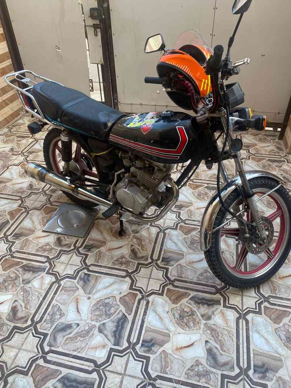 السلام عليكم ماطور للبيع سعر 325
نامه برو
2024
منفيس موجود 
بدون رقم 
ماطور جاهز من كل النواحي ومابي اي عطل
ضفيرة جديده 
سيم بانزين كلج جديد 
كله جديد 
 للاستفسار 
*********** وبي واتساب
