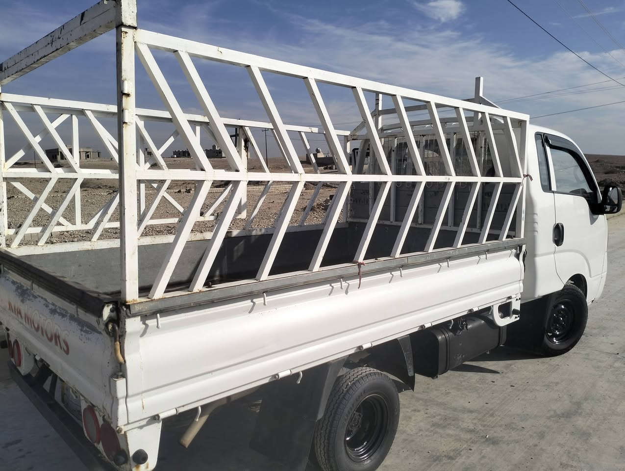 السلام عليكم كيه حمل للبيع موديل 13محرك شرط/ كير شرط /شاصي شرط/طخم تاير كبل سبوع شديته /رقم صلاح  الدين  تحويل ثاني يوم/سياره حلوه حيل كلها بشرط /السعر 110/مكان السيارة/ الشرقاط-اسديرات /رقم الهاتف/***********/***********/ومن الله التوفيق   ،ملاحظة إذا مو شراي لا تبزعني
