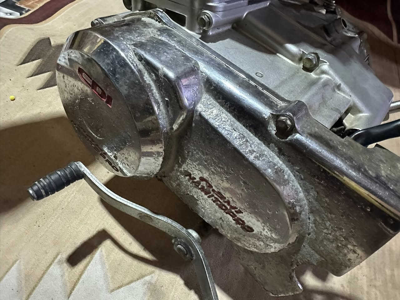 تيربو نامه للبيع ما مفتوح بس بي خيط تبخير سعره 150 قفل الصفايح جاردات بس يتبدلن ماعليهن شي ***********
