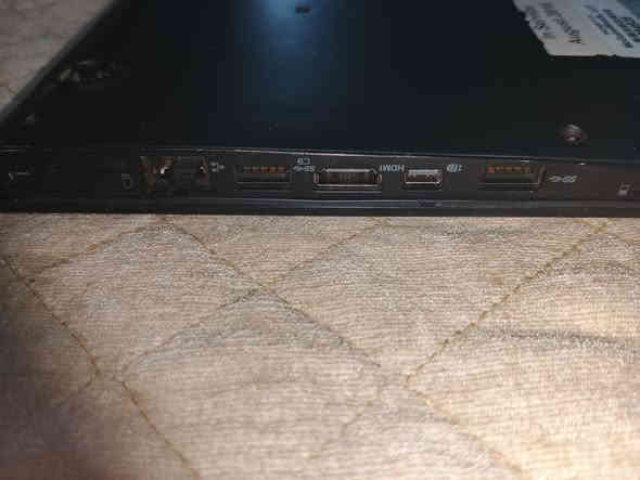 السلام عليكم عندي لابتوب لينوفو البيع مستعجل على بيع ومواصفات موجودة بل صور لابتوب بصمة اصبع و RGB كيبورد سعر 350 بيه مجال مكاني بغداد الزعفرانية رقم الهاتف ***********
