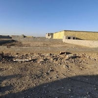 خلف مركز الكرادي • ٢٠٠م • مسيجة