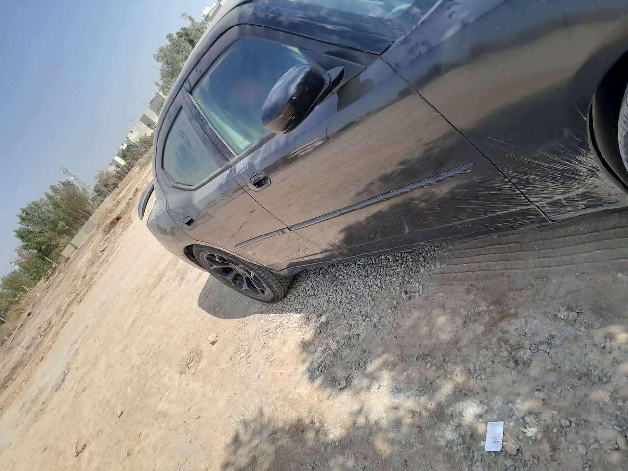 السلام عليكم جارجر هيمي للبيع
متؤمه على سياره محروكه طبق الأصل سنوية وشاصي 
سعر ٣٥ وبيها مجال*********** 
صدر امامي وخلفي جديد تخم تاير باتري جديد 
تبريد شغال ثلج 
داخل جديد
