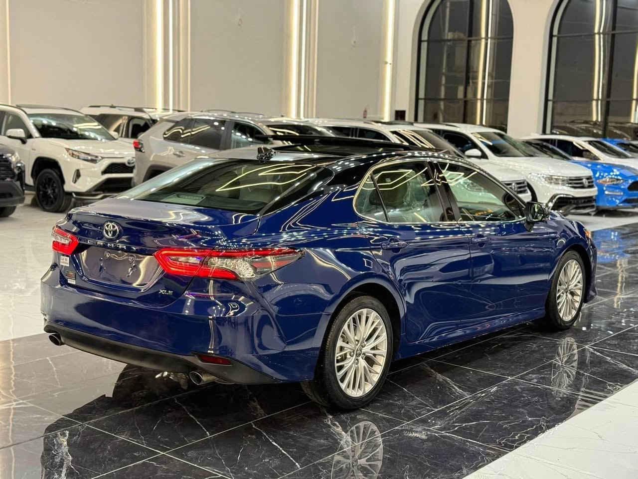 𝟐𝟎𝟐𝟑 𝐓𝐎𝐘𝐎𝐓𝐀 𝐂𝐀𝐌𝐑𝐘-𝐗𝐋𝐄 (٦.سلندر)

تويوتا كامري (XLE) موديل : 2023

اللون : مميز

عداد المسافة : 37 الف

حجم المحرك : V6 3.5L (6.سلندر)

ملاحطة السيارة : فقط جاملغ خلفي ربع باب صبغ 

كافة الايرباكات سليمة %100

المواصفات : 𝐗𝐋𝐄

فول فول مواصفات 1/1

داتــــاشــــو
داخـــل بيـــجي بيلادي
فتحة سقف بــــاورمــــا
داخـــل ليـــد بيلادي
كيــــج الكـــترونـــي
شاشة كبير لمس(𝐉𝐁𝐋)
سيتم سماعات (𝐉𝐁𝐋)
شحن وايـــر ليـــس
كــــاميــــرة
ابواب  بصمة
بصمة تشغيل 
تشغيل عن بعد
هاند بريك بصمة
اوتو هولد (𝐀𝐔𝐓𝐎 𝐇𝐎𝐋𝐃)
اوتو ستارت (𝐀𝐔𝐓𝐎 𝐒𝐓𝐀𝐑𝐓)
اوتو ستوب (𝐀𝐔𝐓𝐎 𝐒𝐓𝐎𝐏)
رادار امامي (تحديد مسار)
‏‎رادار جانبي (نقاط عمياء)
‏‎رادار خلفي (التحذير من الاصطدام)
‏‎حساسات امامي
‏‎حساسات جانبي 
‏‎حساسات خلفي 
نظام (𝐄𝐂𝐎)
نظام (𝐍𝐎𝐑𝐌𝐀𝐋)
نظام (𝐒𝐏𝐎𝐑𝐓)
مانع انزلاق+𝐀𝐁𝐒
تحكيمات استيرن
استيرن هيتر
كشنات جلد
كشنات كهربائي
كشنات هيتر
تبريد لمس
تبريد مركزي
لايتات (𝐋𝐄𝐃) ليـــد عدسة زينون
بكلايتات (𝐋𝐄𝐃) ليـــد
ويـــل كـــروم 

‏‎تفاصيل اكثر الاتصال علی ارقام التاليه  
‏ 
 WhatsApp ☎️ ***********

 WhatsApp ☎️ ***********

عنوان📍اربيل فرع ناقلات

معرض كاليفورنيا كارسCALIFORNIA Cars أربيل, العراق
