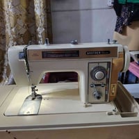 مكينة خياطة • براذر ذهبي • ٢٤ نقشه
