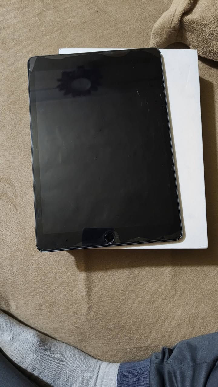 ايباد 9 ذاكره 256 نظافه فول اخو الجديد
مع ملحقات شاحن اصلي كرتون
السعر 350
مكان ديالى دلي عباس
‏‪***********‬‏
