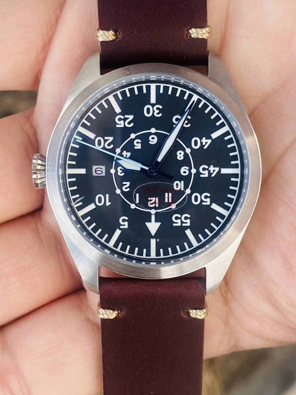 ساعة يد طيارين المانيه  اوتوماتيك
مكينة مايوتا ياباني كشف اصلي .

سير جلد طبيعي لون بني مميز .

مقاومة للماء والخدوش .

الساعه جديده لوك .

القطر 40.

لامينوس اميال ومؤشرات بالكامل.


**إذا كنت صاحب هذا الإعلان وتريد حذفه لأي سبب، رجاءا أرسل رسالة إلى الدعم الفني**