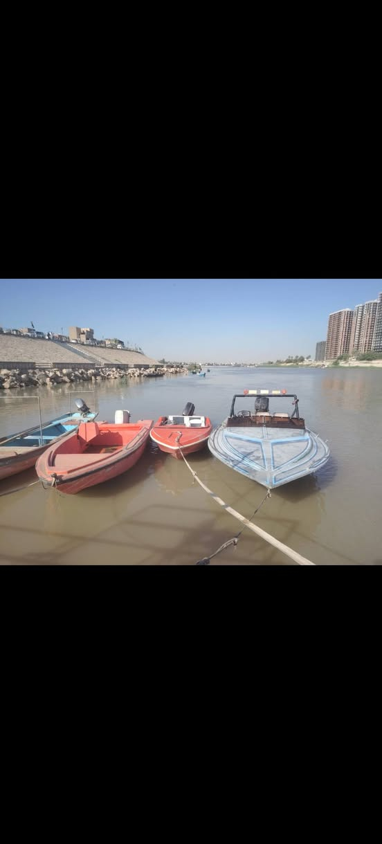 جكمت بدون صبغ محرك 175نوزل عل شغل كهربائيات كامله مع عربانه عل شغل بغداد الكريعات ***********
